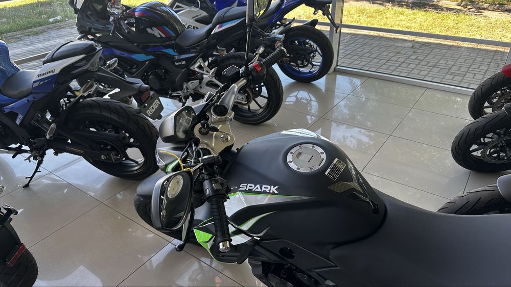 Мотоцикл SPARK SP250R-35
