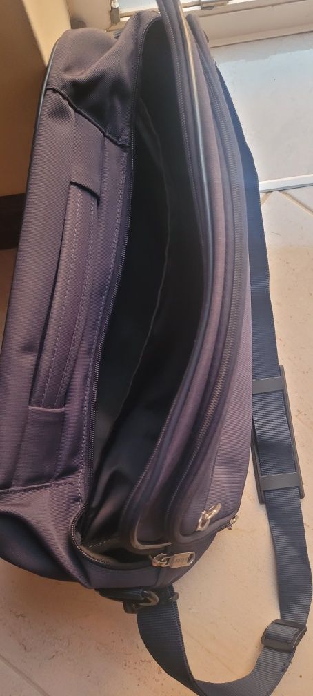 Torba na laptopa SATURN ciemny granat