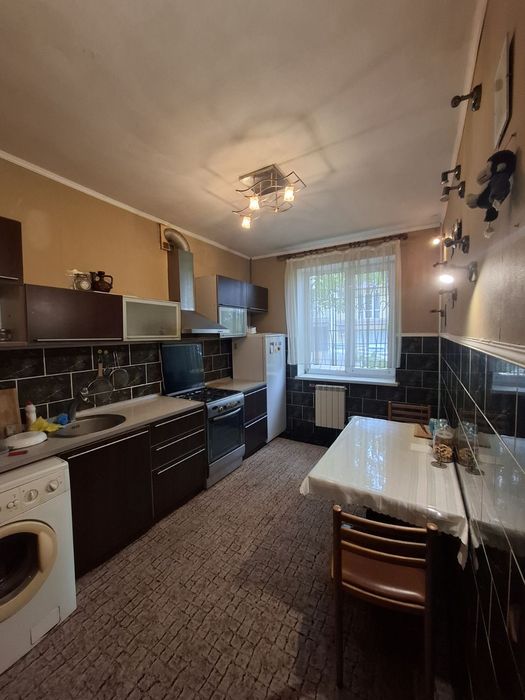 Без комісії!! Продам 2-х кімн.кв, Сталінка. вул.Монтажників.Солом'янка