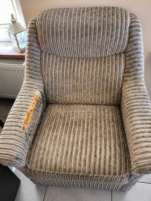 Fotel oddam za darmo