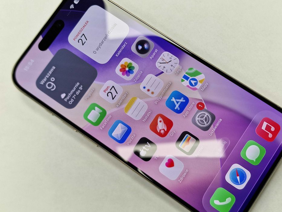 Iphone 15 PRO 128GB/ Natural Titanium/ 92%/ Grade A/ + ładowarka