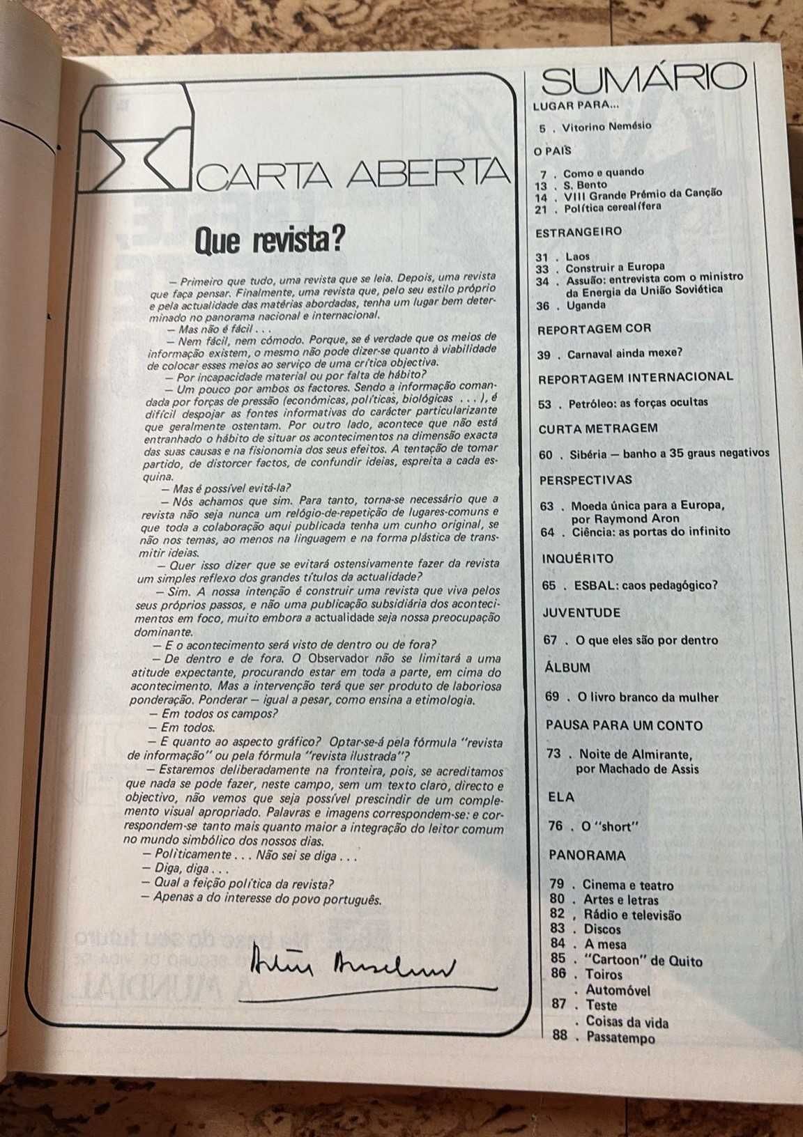 Colecção revista Observador encadernada Volumes 1-158 anos 1971 a 1974