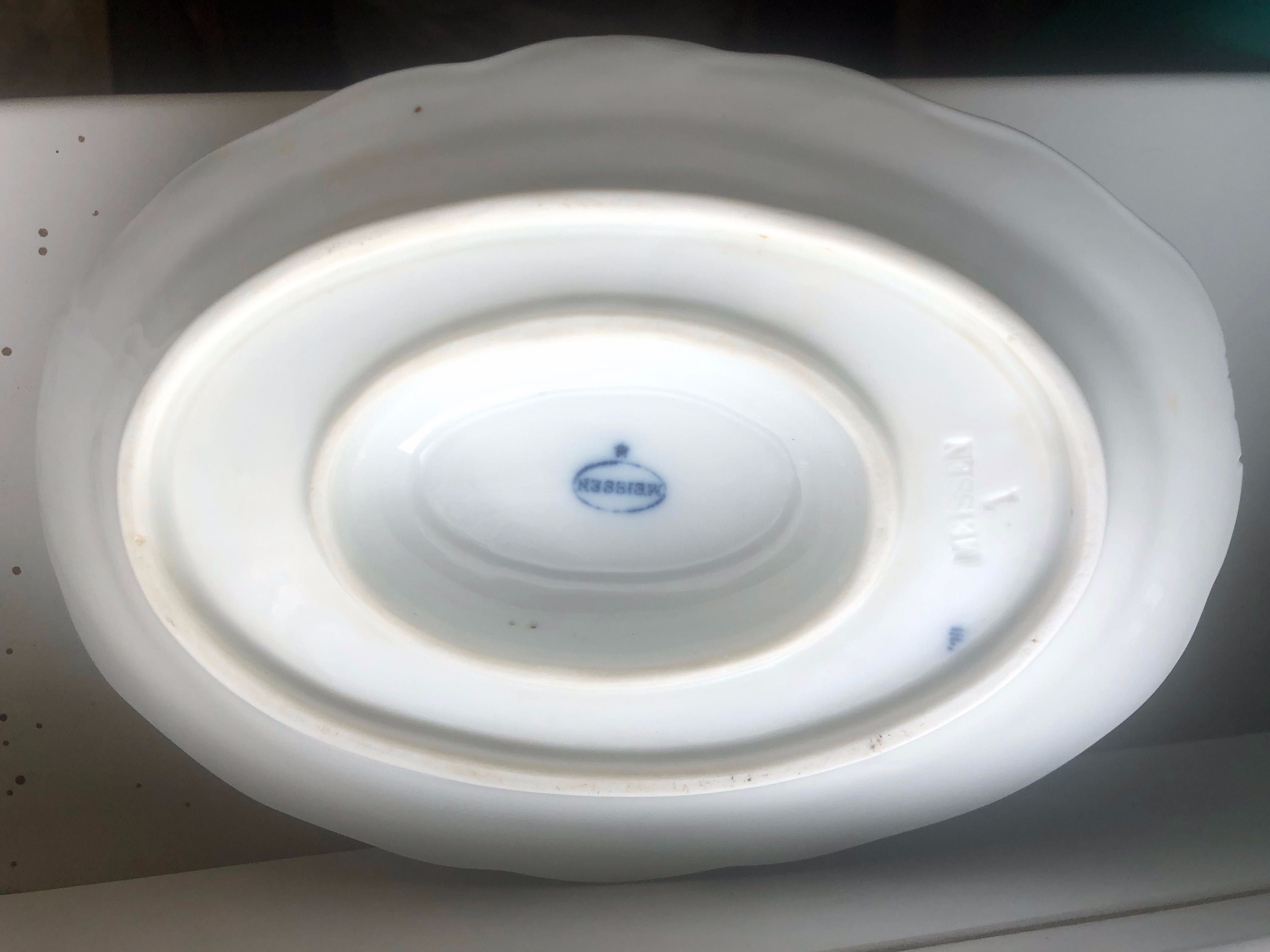 Sosjerka z podstawą porcelana Miśnia Meissen wzór cebulowy.