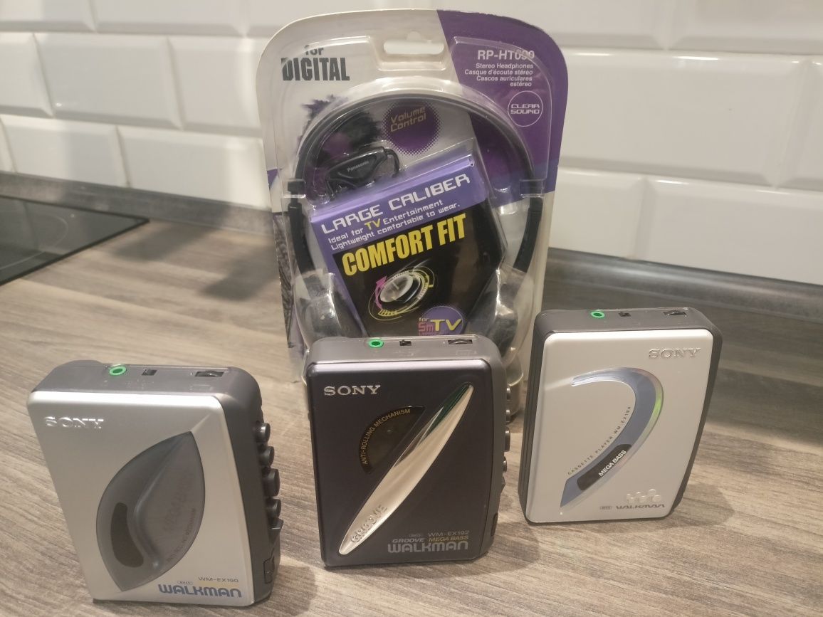 Walkman Sony WM-EX 190, WM-EX 192, WM-EX 194 + słuchawki Panasonic