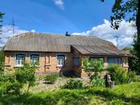 Продам будинок із землею у селі Журбинці