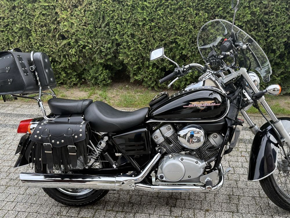 Honda Shadow 125. Mały przebieg doposażona na kat B