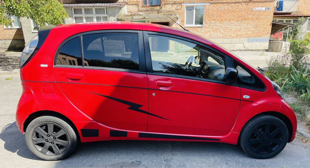 Citroen C-Zero 2012