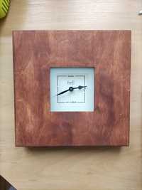 Drewniany ozdobny zegar