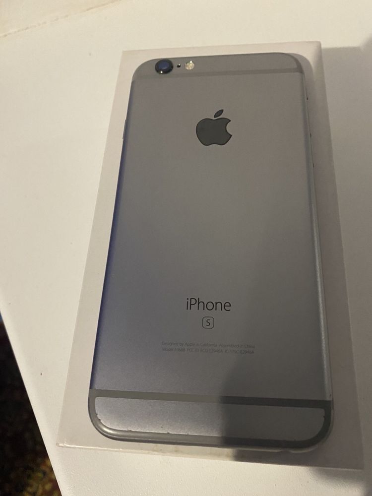 Продам Iphone 6s на 32гб