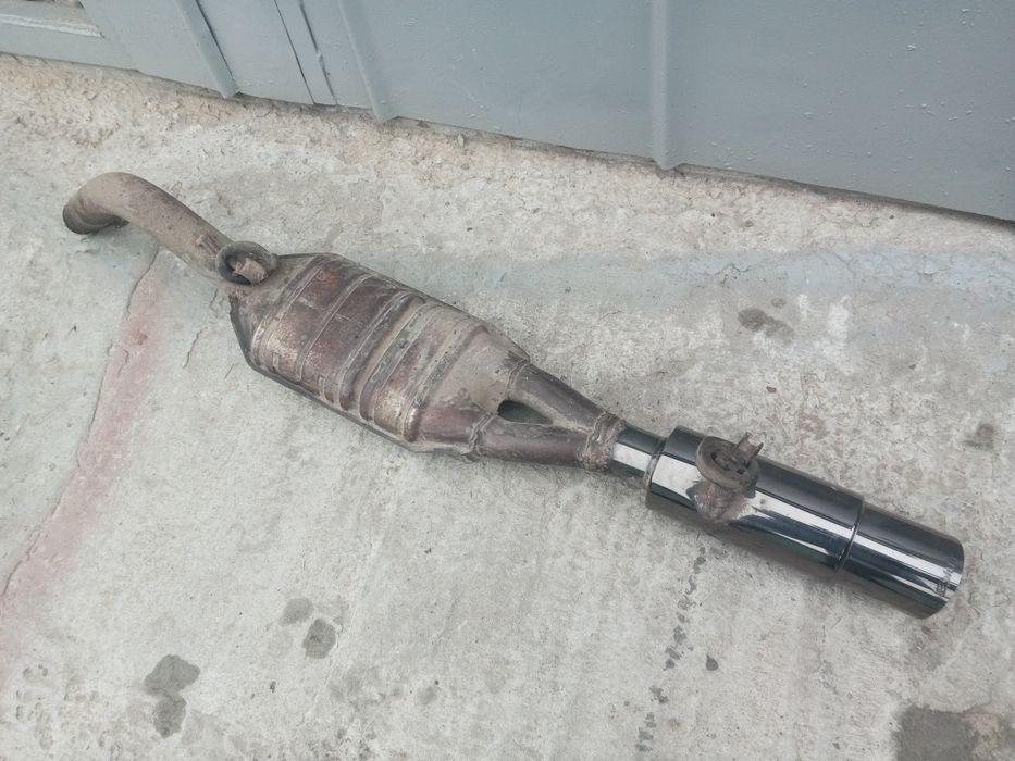 Прямоток Audi A6 C4 Audi 100 C4 глушитель прямоточний універсальний