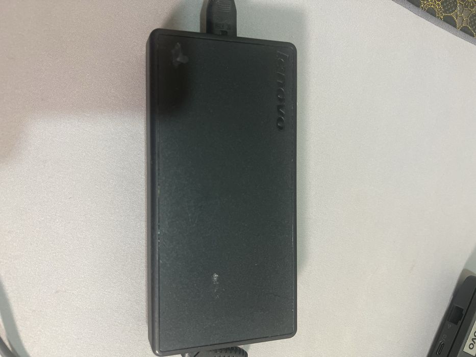 Оригінальне зарядне для Ноутбука Lenovo 180w