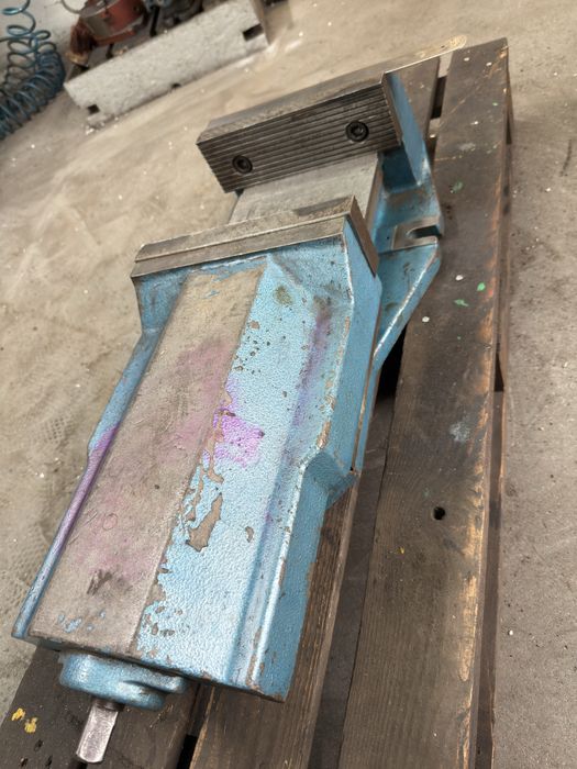 Imadło maszynowe 250