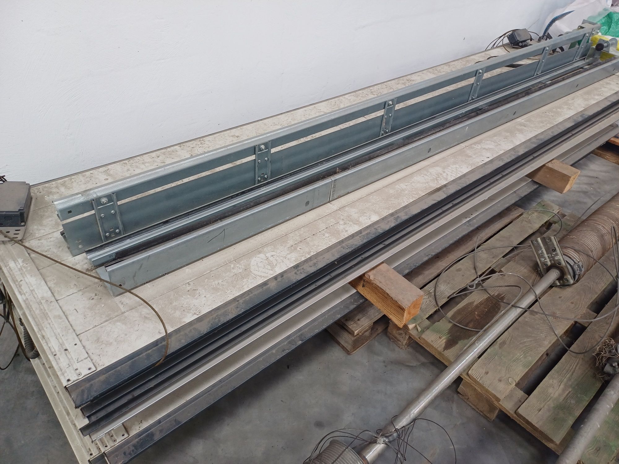Drzwi segmentowe Hormann 3x3 & 4x4,10 GRAFITOWE