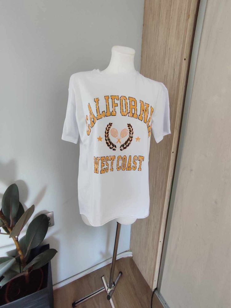 T-shirt damski biały z nadrukiem,, uniwersalny