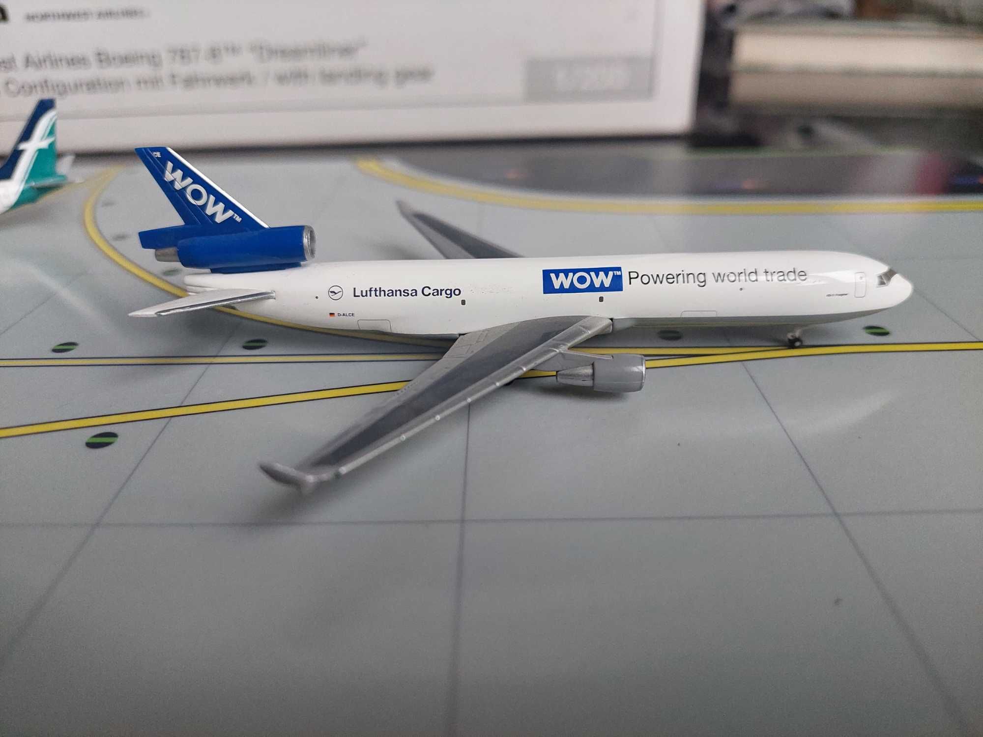 Model samolotu MD -11 Lufthansa Cargo 1:500 Herpa Wings