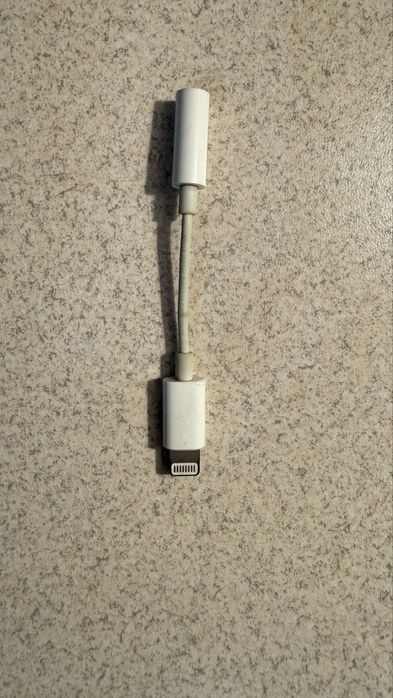 Перехідник з лайтінга на навушники 3,5