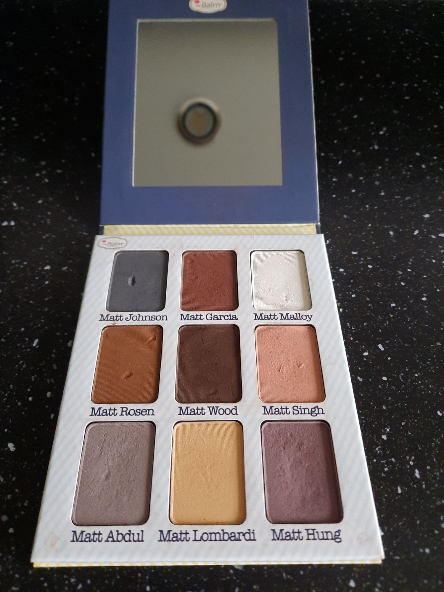 The Balm paleta cieni do powiek MEET MATT NUDE