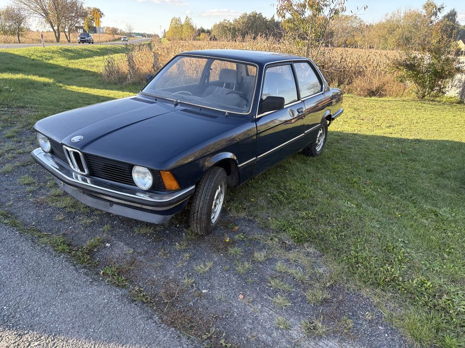BMW E21 315 posiada książki serwisowe 1979rok