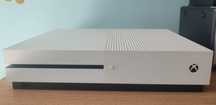 Xbox one S 512GB+Gry+Pady