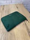 Case / Etiu na iPad / Tablet - nowe - nieużywane - zielone welur