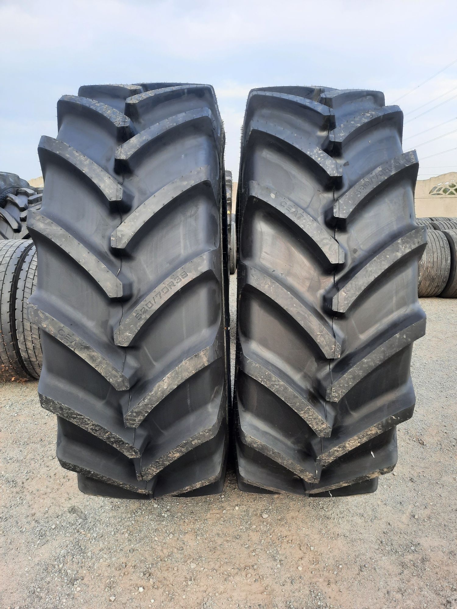 Opony nowe 380/85 R28 (14.9 R28) CEAT\Alliance \Vredestein \MRL\BKT