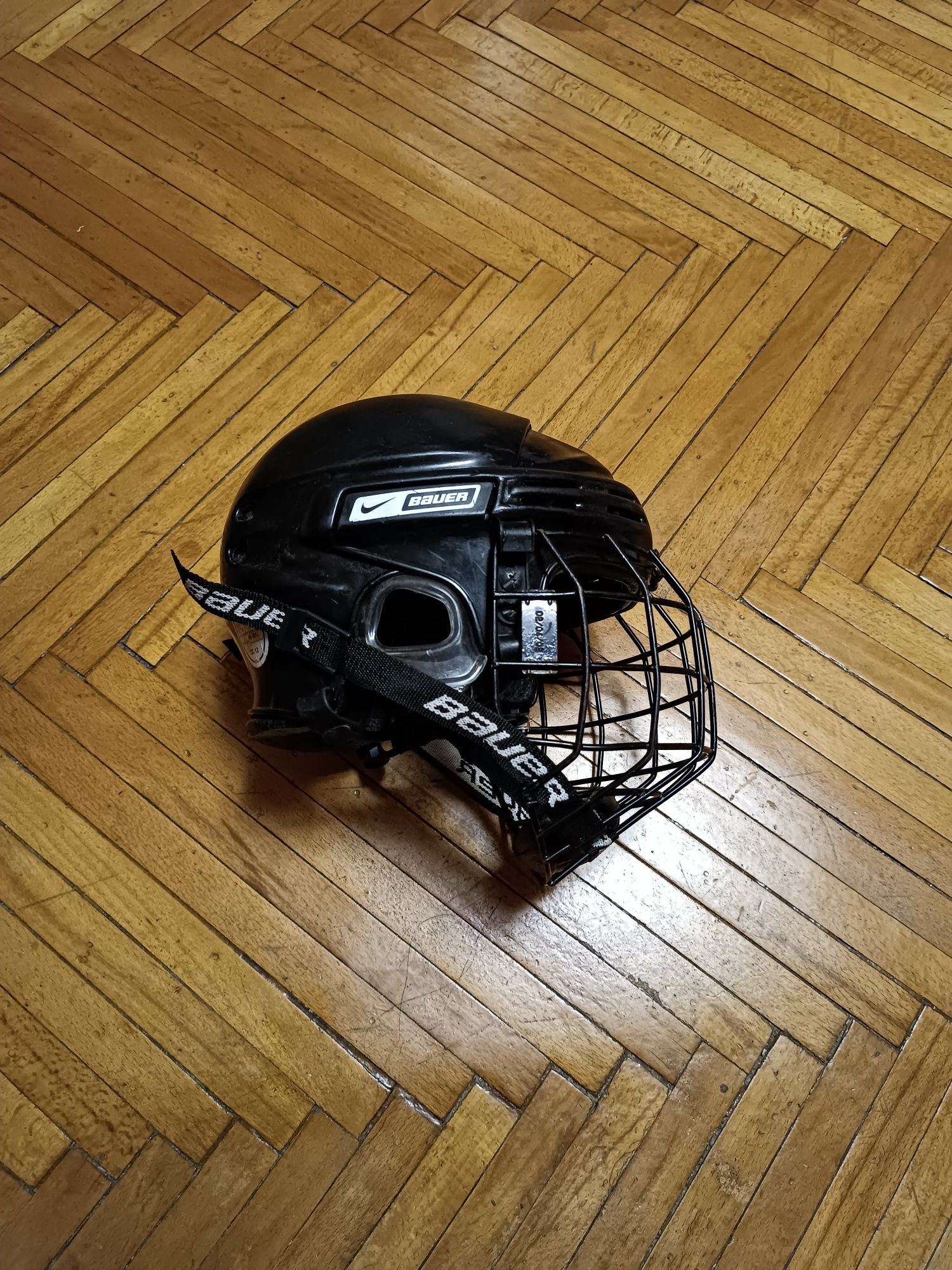 Хокейний шлем BAUER XS.