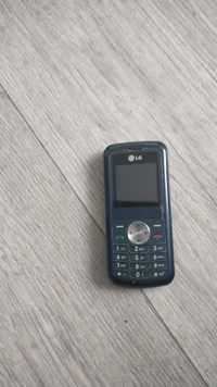 Telefon LG starej daty