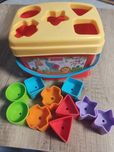 FISHER-PRICE pierwsze klocki ksztalty