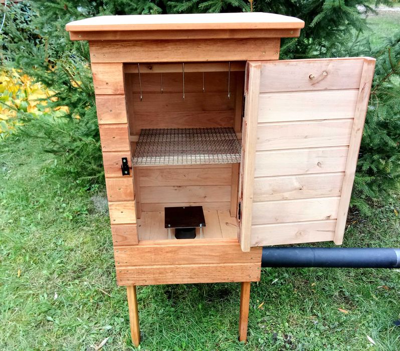 Wędzarnia drewniana – polskiej produkcji – DOSTAWA GRATIS!