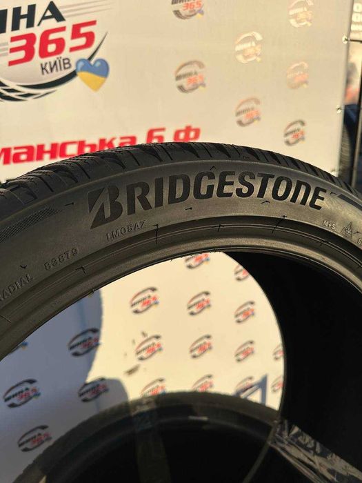 Шини зимові 285/40 R22 BRIDGESTONE BLIZZAK LM005 Протектор: 80%