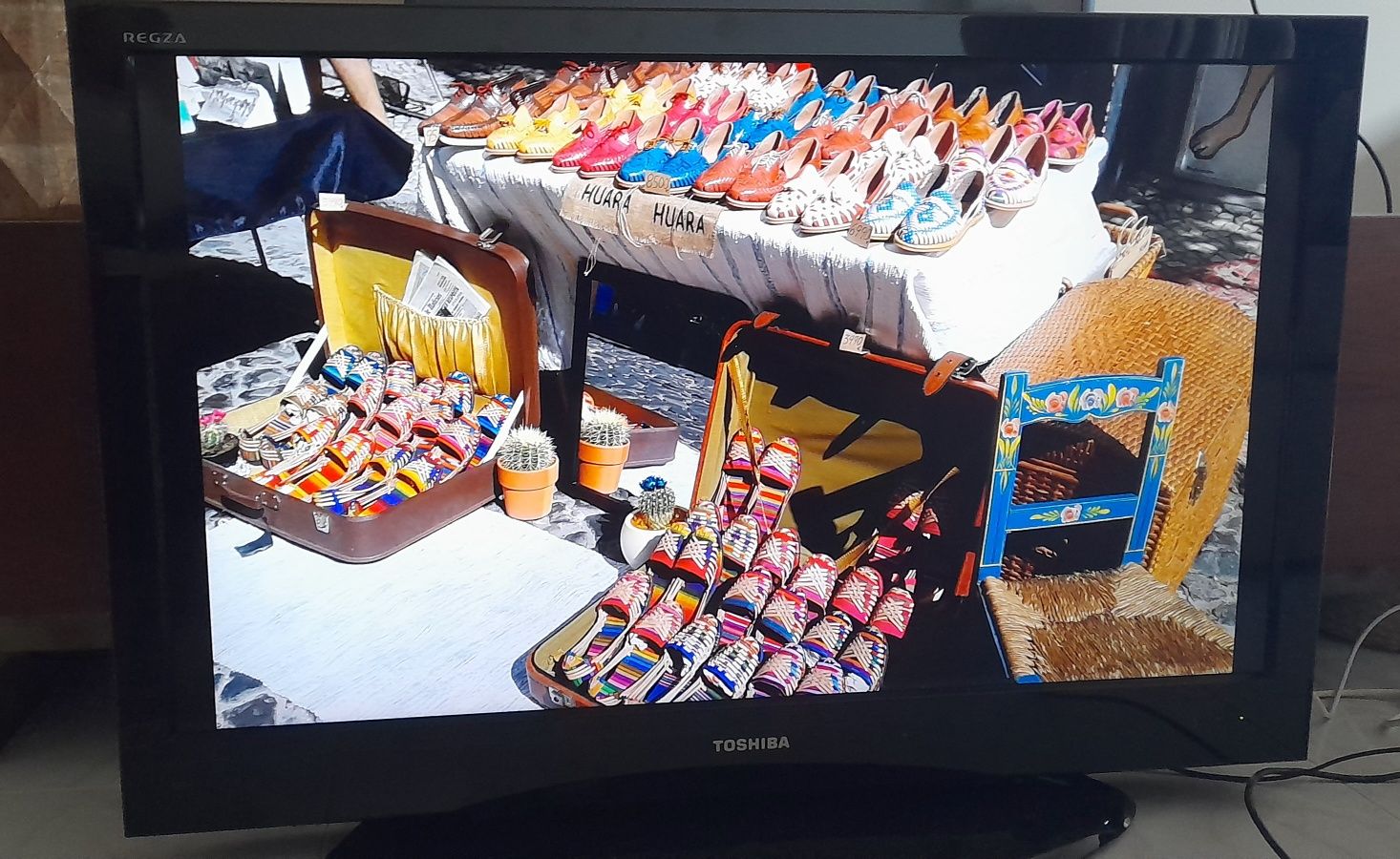 Televisão tv grande , 40 polegadas