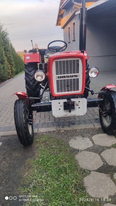 Ursus c 330  capek