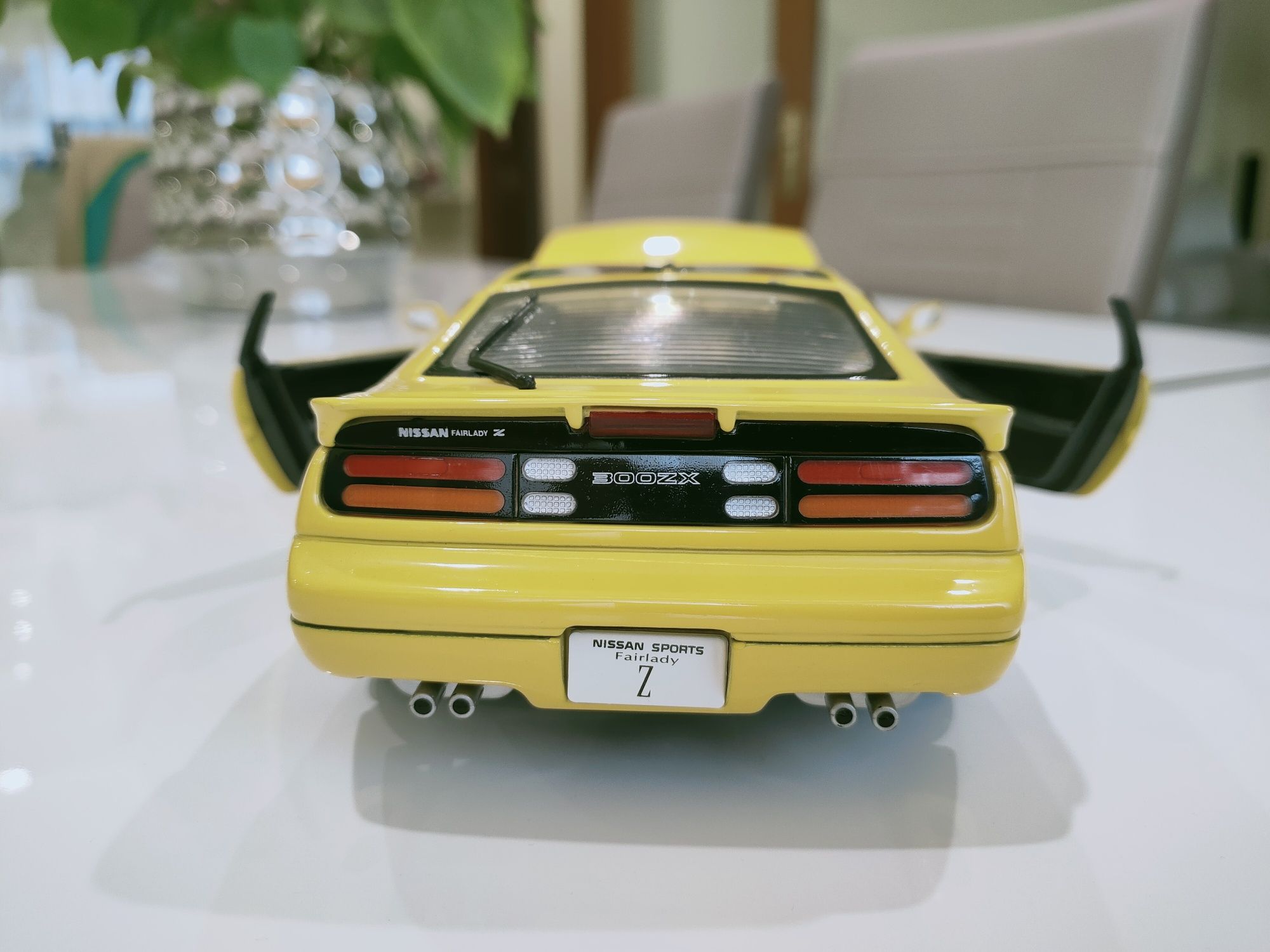 Nissan 300ZX 1:18 Kyosho