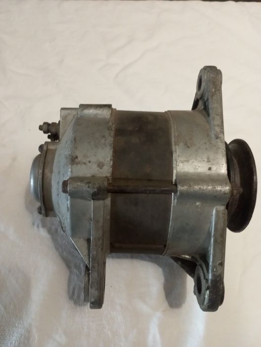 Продам генератор, 12 V, 300Вт, ГТ-1А