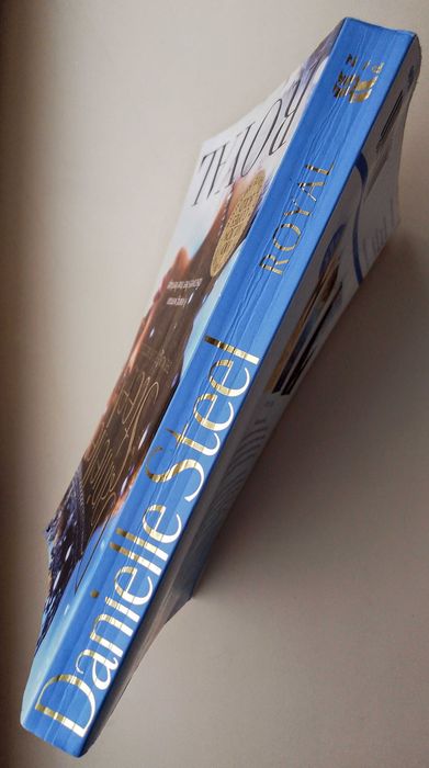 Danielle Steel "Royal" в оригинале на англ. Даниэла Стил