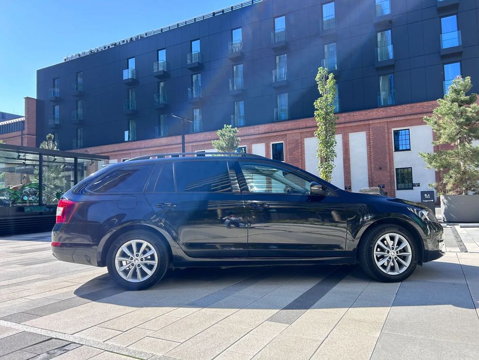 Skoda Octavia Skoda Octavia 1.6 TDI DSG kombi, pojemna, wygodna i oszczędna