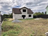 Будинок 160кв.м. + 10сот з комунікаціями