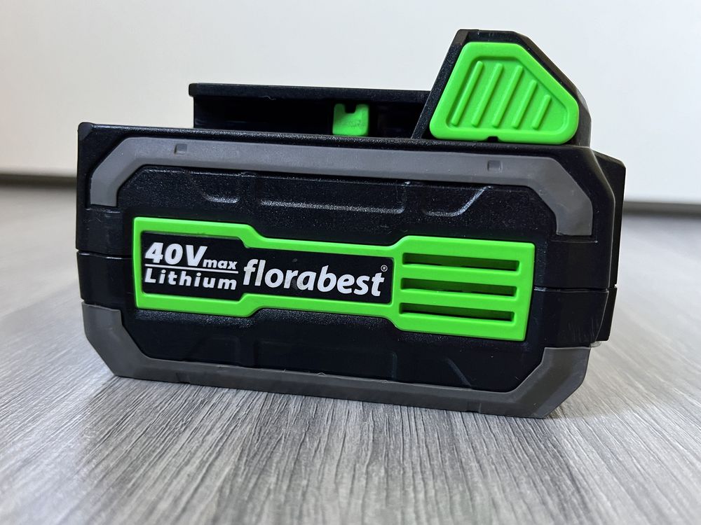 Акумулятор +зарядка Florabest 40v