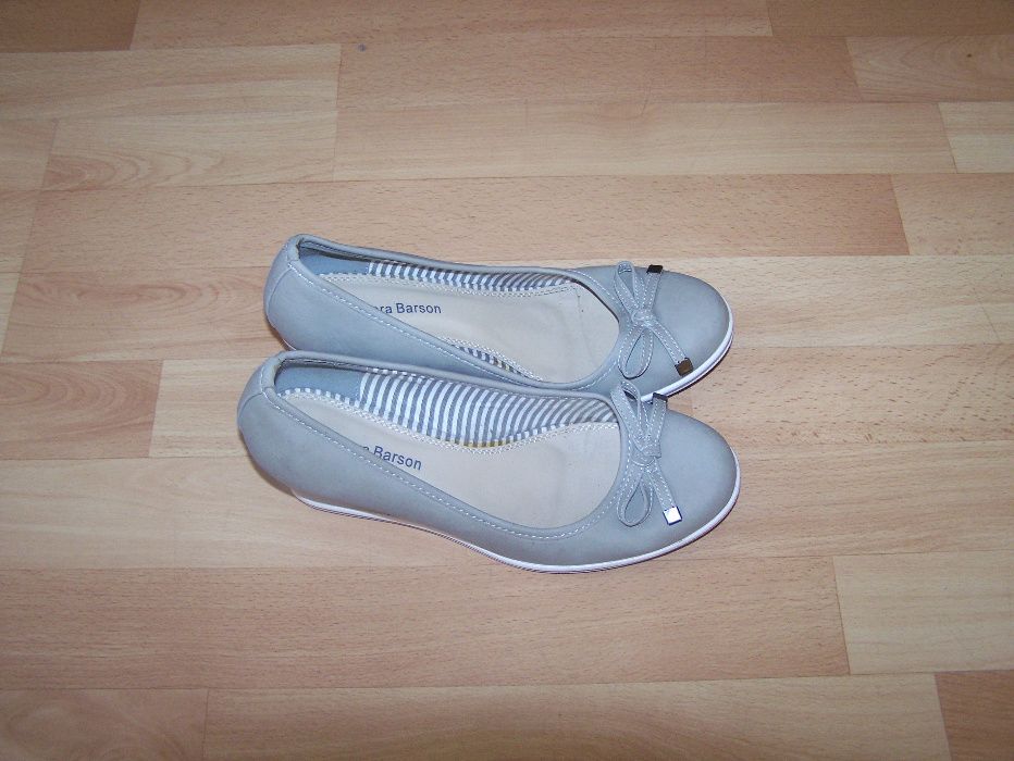 Buty na koturnie roz 39,długość wkładki 26 cm