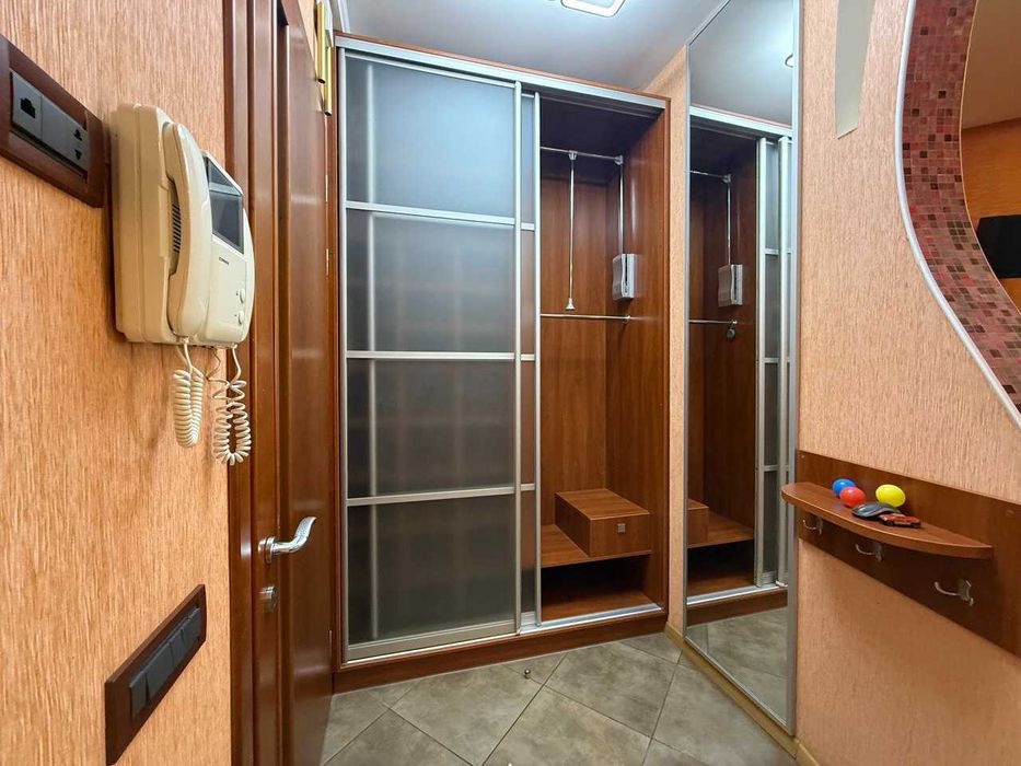 Продам 3-к квартиру в Аркадии, ЖК Тенистый, 123 м², АГВ, ремонт.