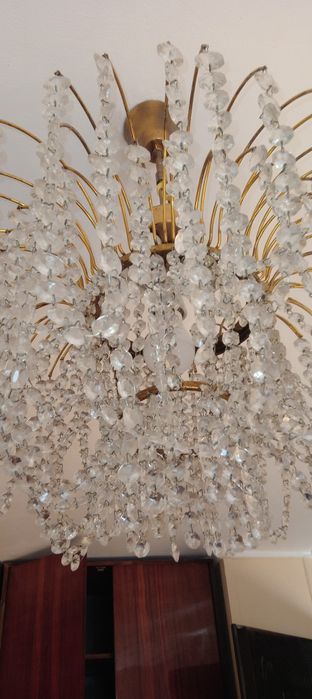 Люстра .Світильник.