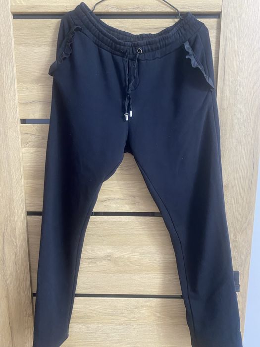 Dres damski czarny elegancki