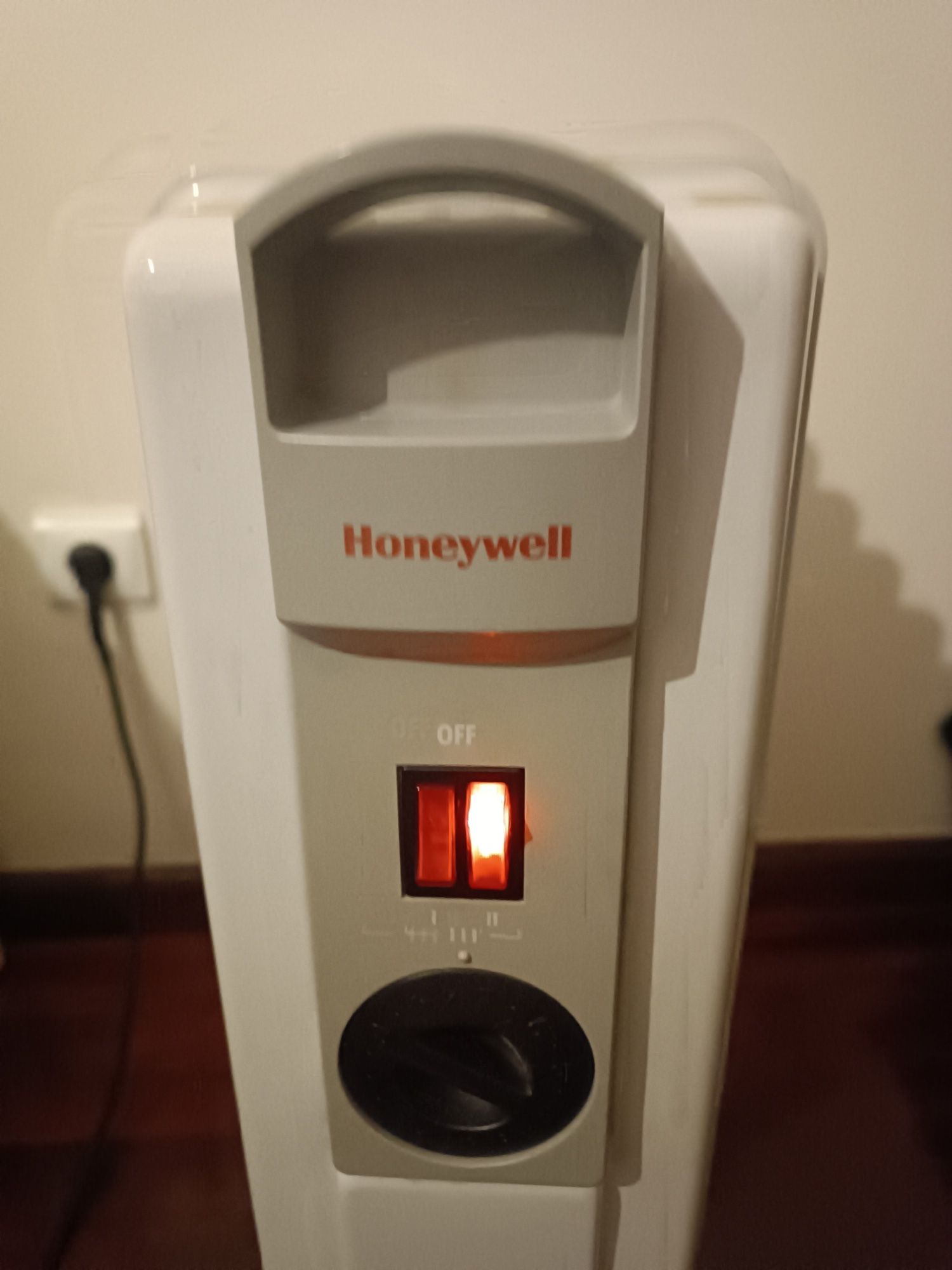 Aquecedor a Óleo 2000 W - Honeywell - 2 células