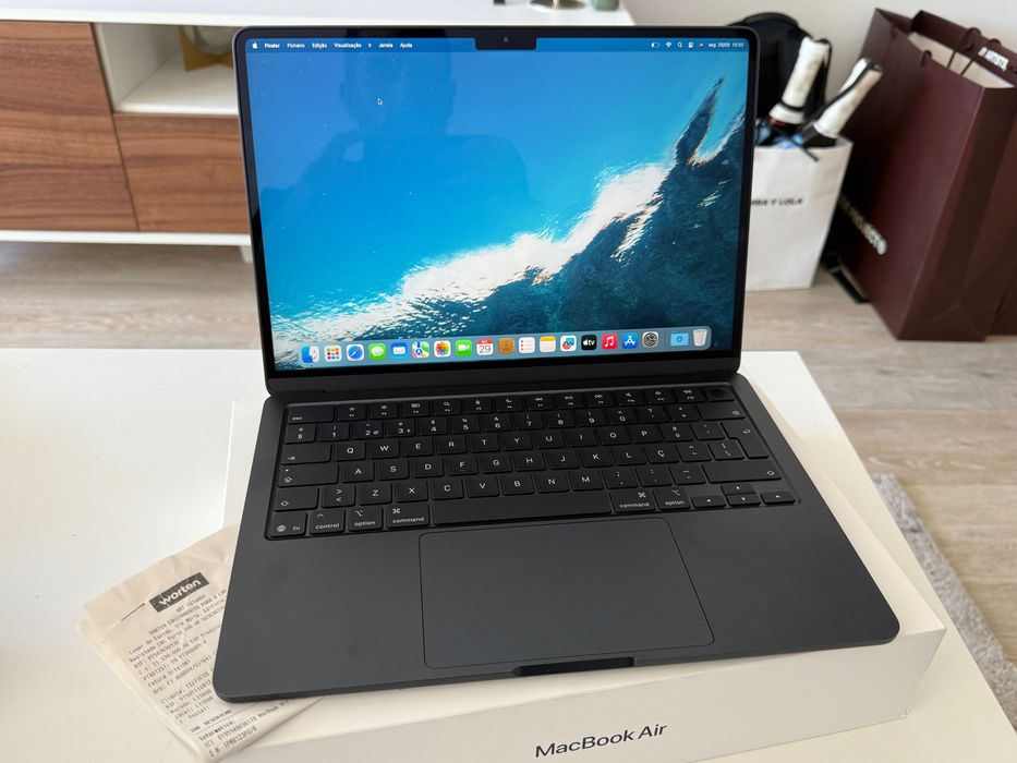 Vendo MacBook Air M4 13.6 256Gb Fatura e Garantia