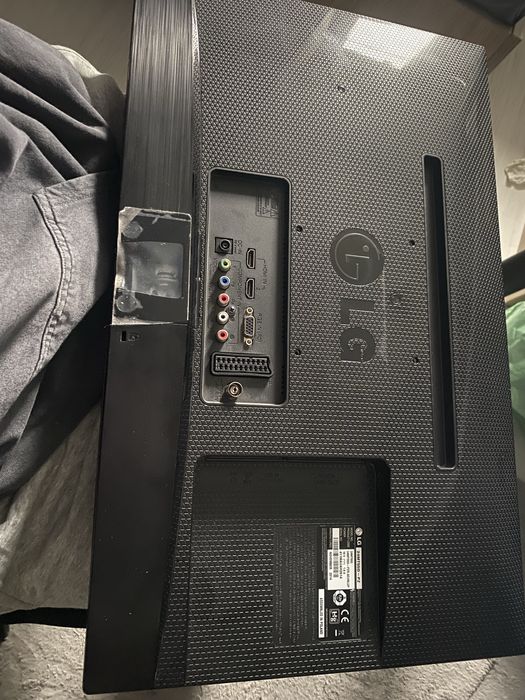 Monitor/Telewizor LG 24 cale okablowanie