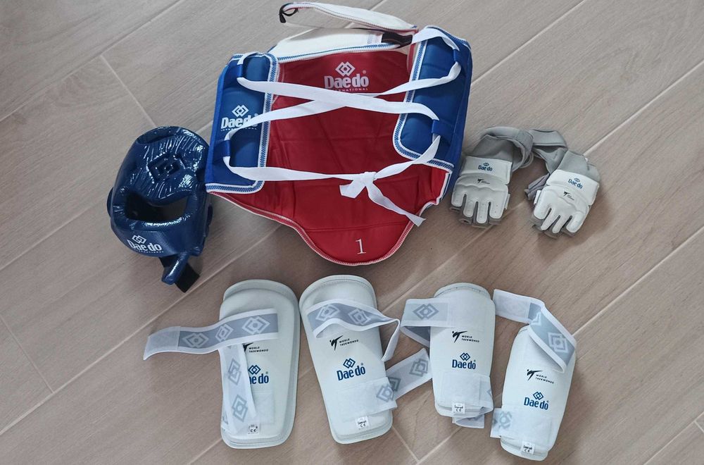 Equipamento protecção Taekwondo