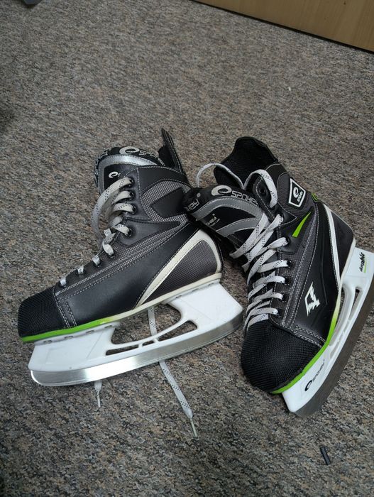 Łyżwy hokejowe spokey 39