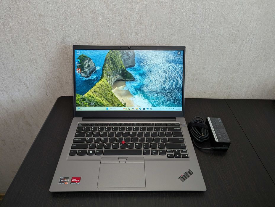 Lenovo ThinkPad E14 Gen 4 AMD Ryzen 7 5825u 16/256gb