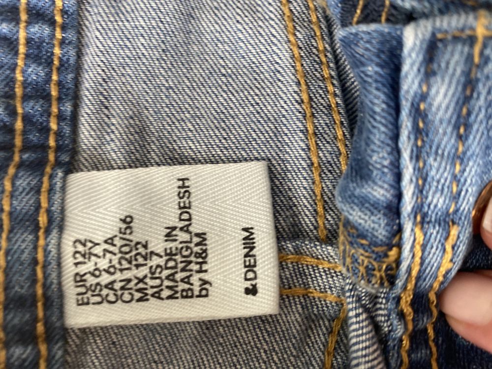 Spodenki H&M dżinsowe rozmiar 122