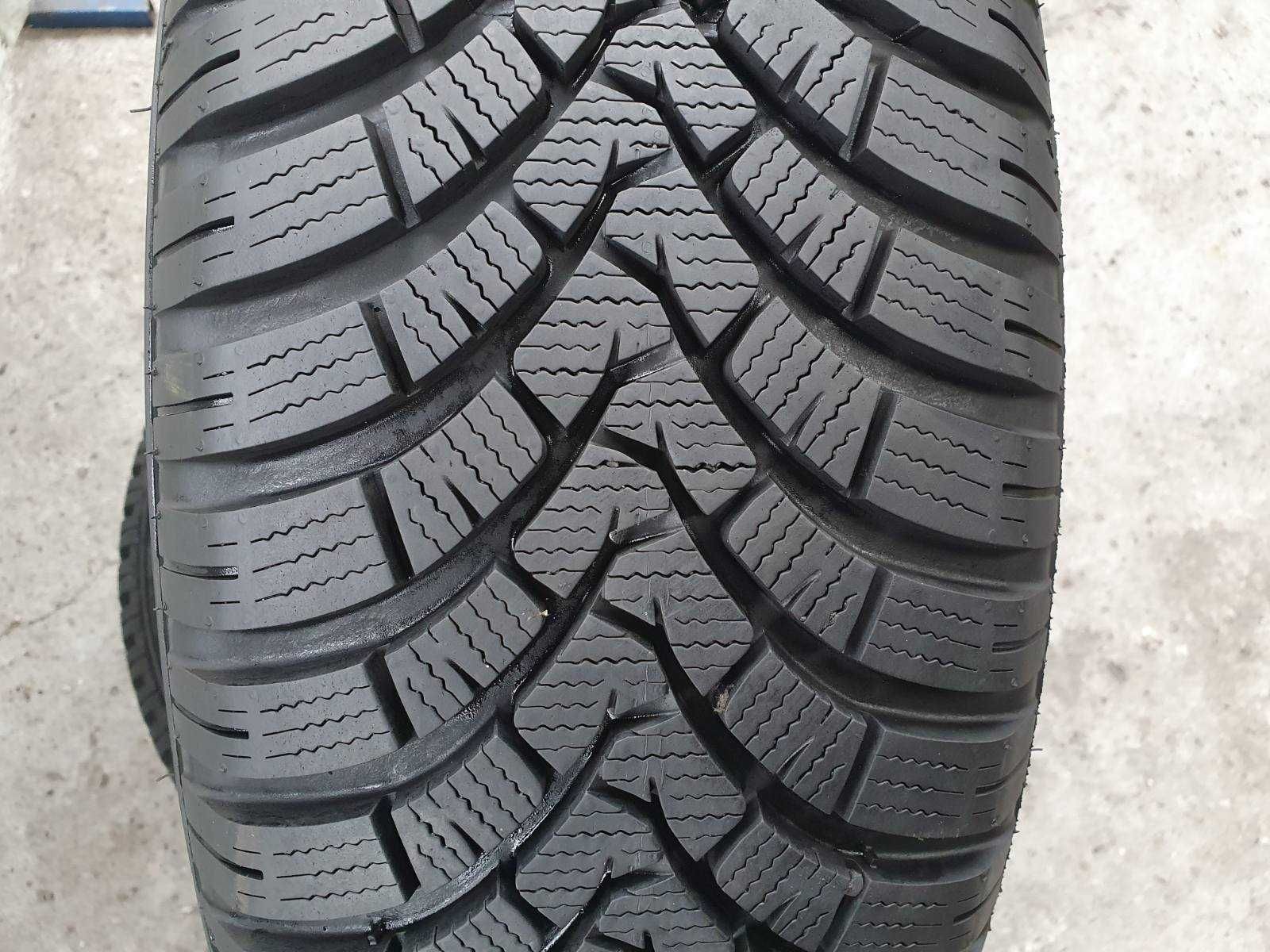 4x Falken Eurowinter HS01 SUV  215/65r17  8,2mm 2022r
